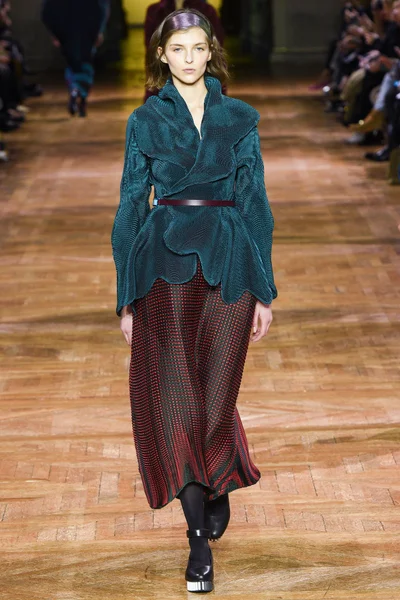 Look 31